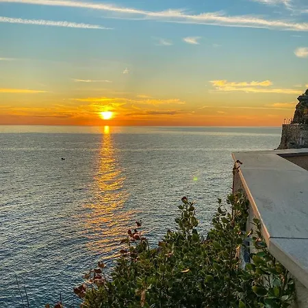 La Ripa Camere Vernazza - The Spinnaker Suite-3