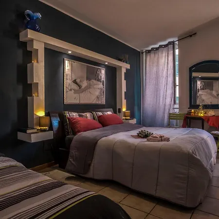 Lisetta Rooms-3