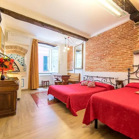 Sea View Suites - Francamaria Rooms-2